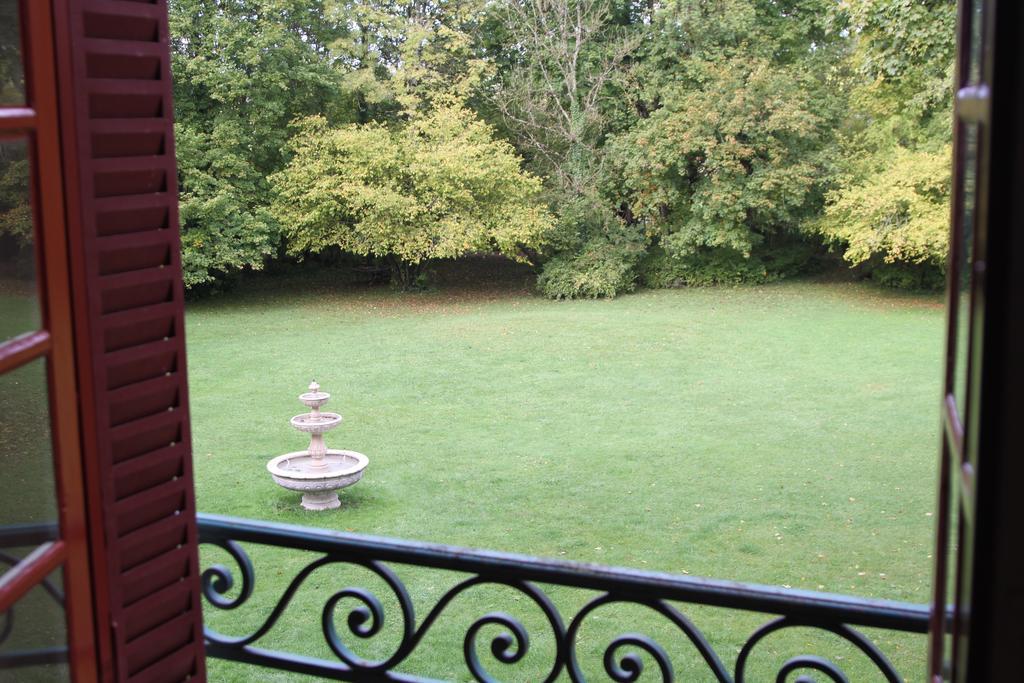 Chateau Du Breuil Bed and Breakfast Gevrolles Pokój zdjęcie